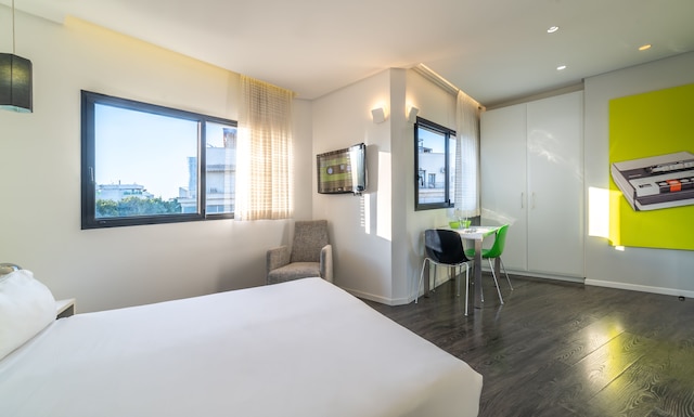 130 ロック アパートメンツ