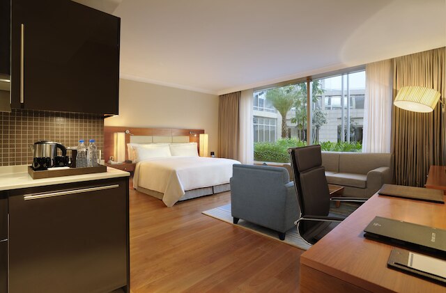 ヒルトン バンガロール エンバシー ゴルフリンクス