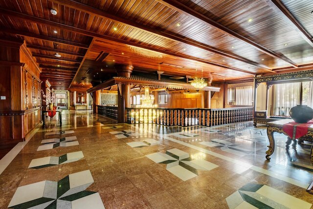 エンプレス レジデンス リゾート & スパ