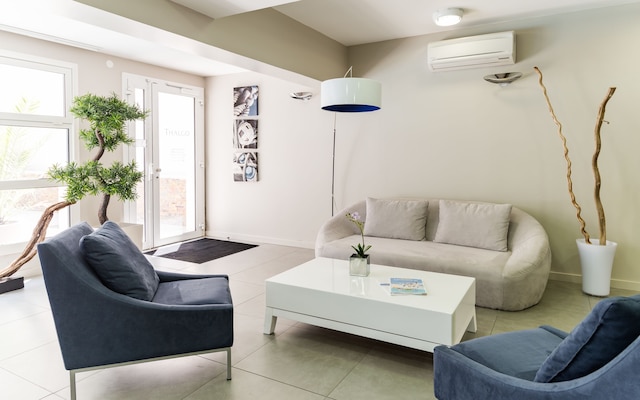 レジデンス ラグランジュ バカンス レ パティオス ウージェニ