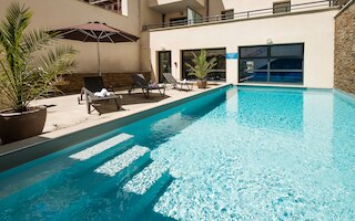 レジデンス ラグランジュ バカンス レ パティオス ウージェニ