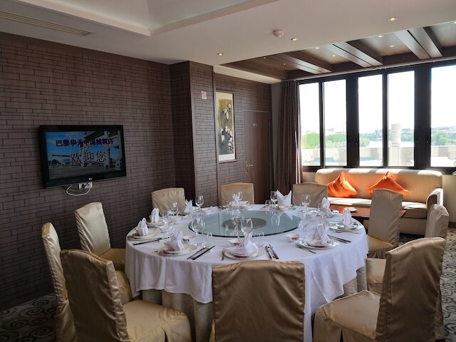 ホワティエン シナゴーラ ホテル