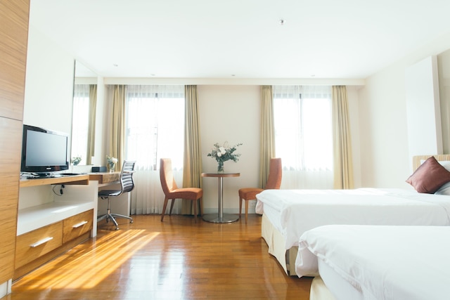 トムソン レジデンス ホテル