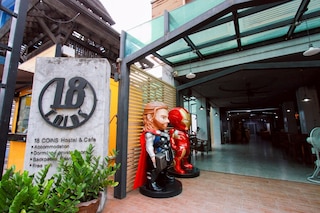 18 コインズ パタヤ ホステル