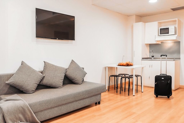 ベェルティス ルームスペース マドリード