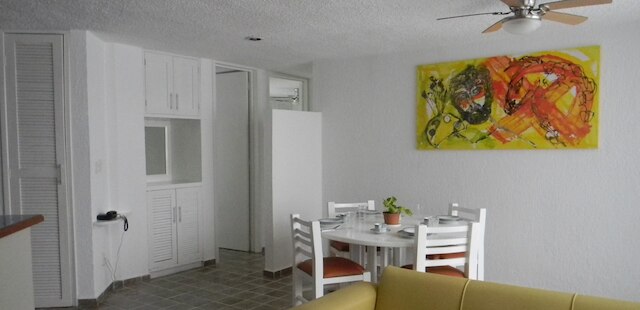 ラス ガビオタス ホテル & スイーツ