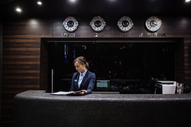 LH ホテル & スパ