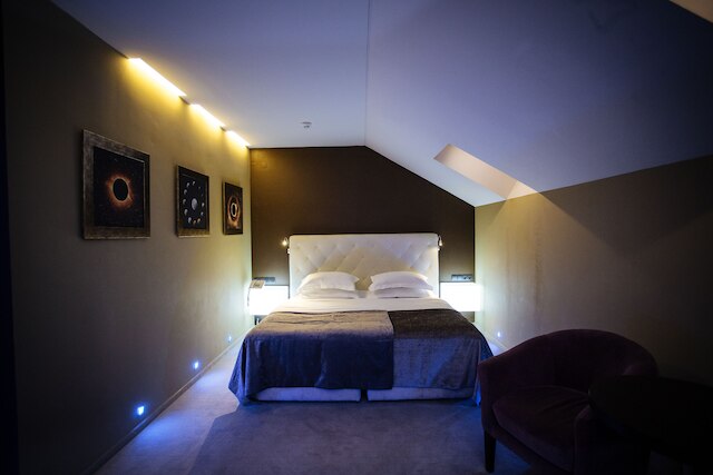 LH ホテル & スパ