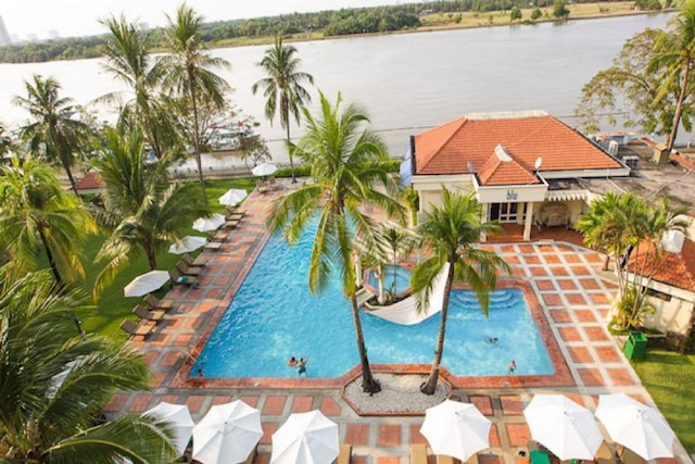 リバーサイド サービスド アパートメンツ