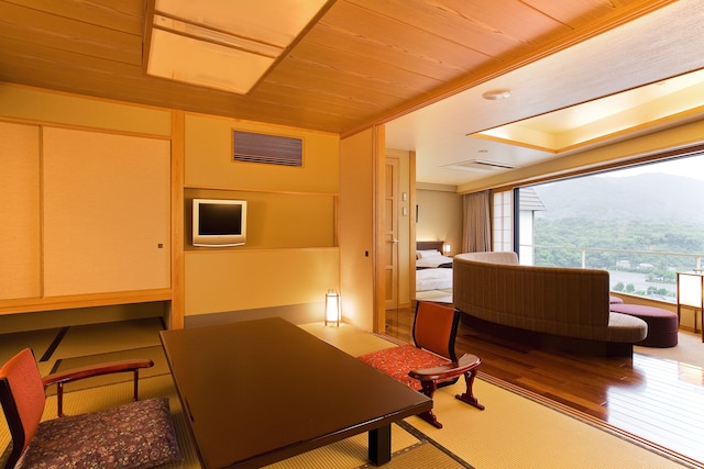 湯元こんぴら温泉華の湯 紅梅亭