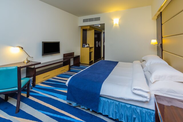 ビン マジッド ネハール