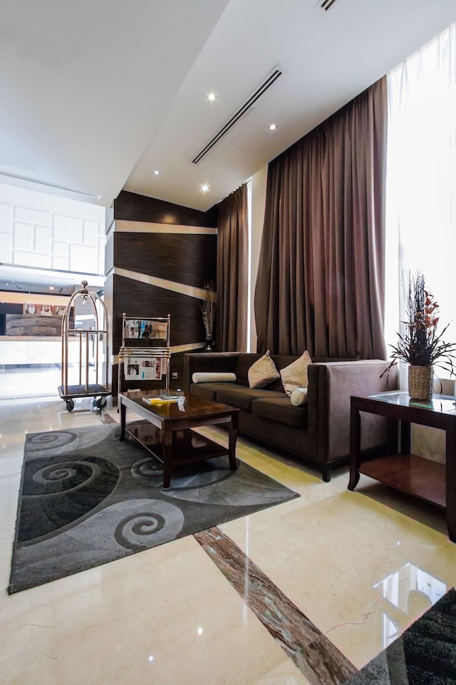 ビン マジッド ネハール