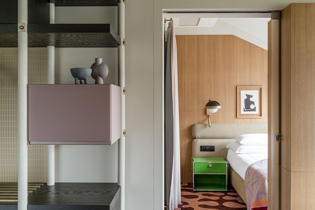 PURO クラクフ スタレ ミャスト