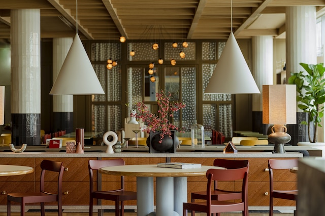 PURO クラクフ スタレ ミャスト