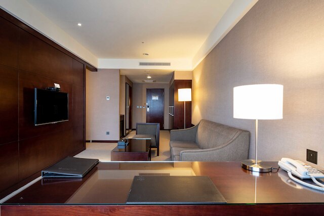 ライ ライ ホテル