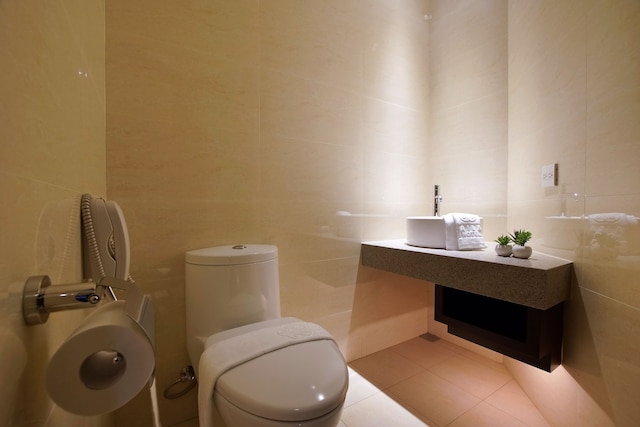 ライ ライ ホテル