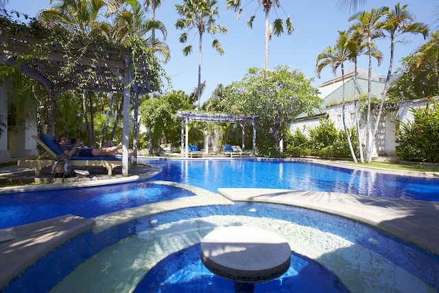 アルテミス ヴィラ アンド ホテル