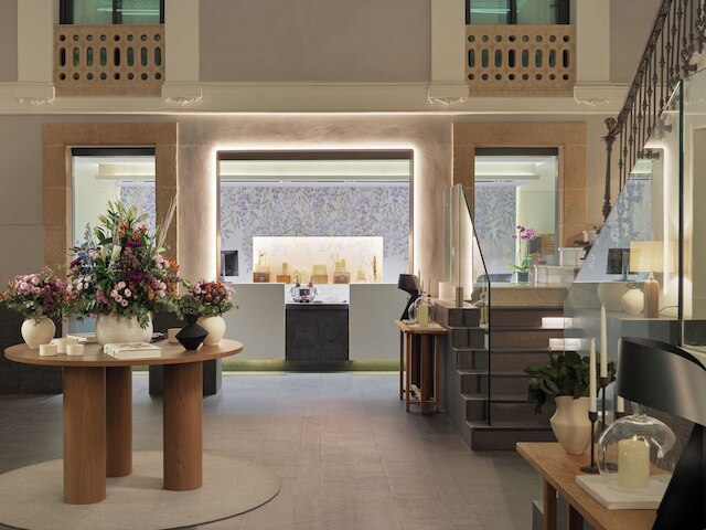 H10 ウルキナオナ プラザ