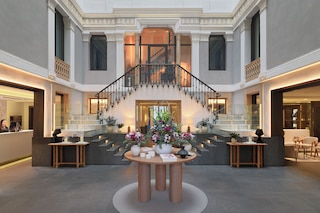 H10 ウルキナオナ プラザ