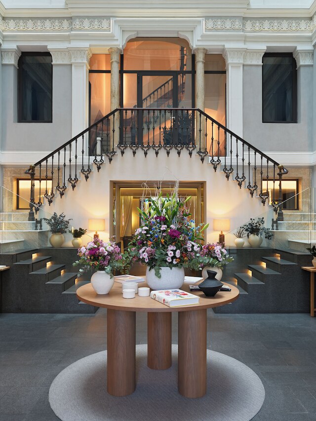 H10 ウルキナオナ プラザ