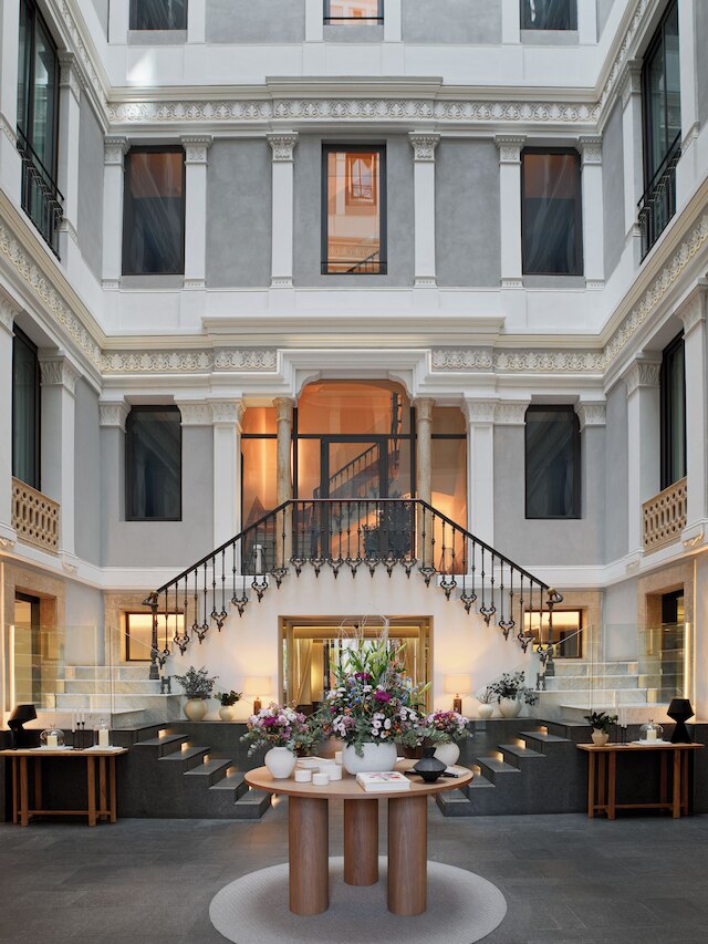 H10 ウルキナオナ プラザ