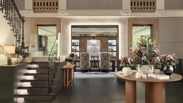 H10 ウルキナオナ プラザ