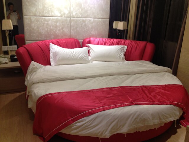 スーパー 8 ホテル 広東外語外貿大学 (广東速8酒店广外店)