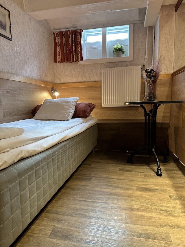 ザ レッド ボート