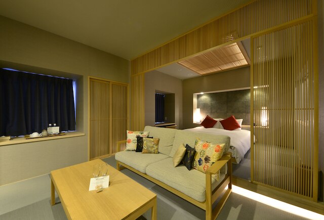 六本木ホテル S