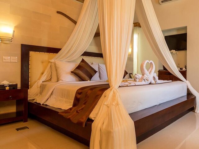 ジワ クルサ ラグジュリー ヴィラ