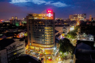 エルメス パレス ホテル メダン