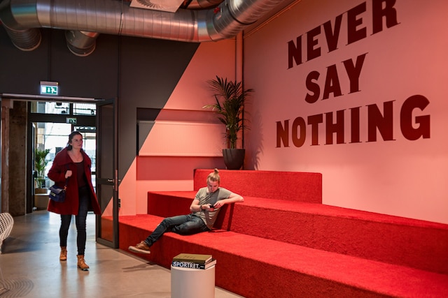 ソーシャル ハブ ロッテルダム