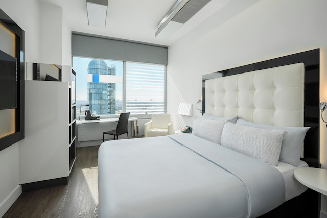 インサイド バイ メリア デュッセルドルフ ハーフェン