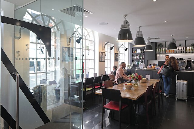 ザ Z ホテル ヴィクトリア