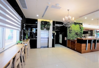 フアン シン ビジネス ホテル (皇星商務飯店) - 上案館