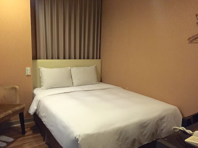 ガーデン ホテル 台中 (西苑旅店)