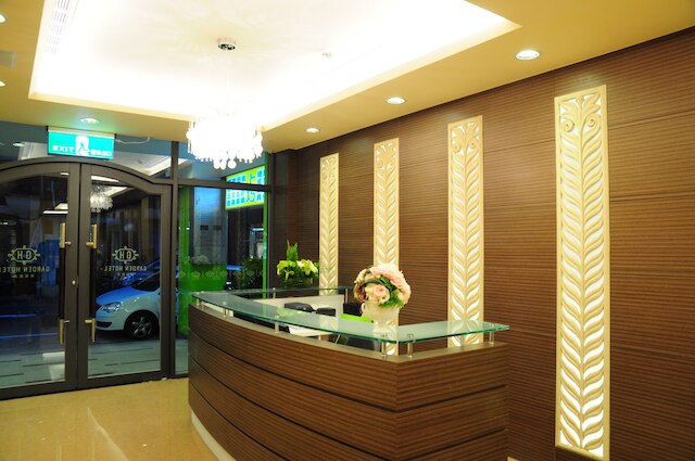 ガーデン ホテル 台中 (西苑旅店)