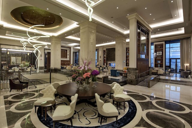 ヒルトン イスタンブール ボモンティ ホテル & コンベンション センター