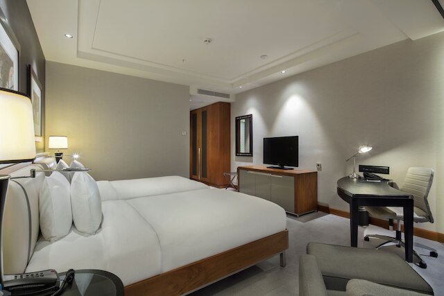 ヒルトン イスタンブール ボモンティ ホテル & コンベンション センター