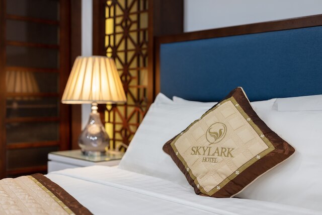 スカイラーク ホテル