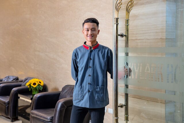 スカイラーク ホテル