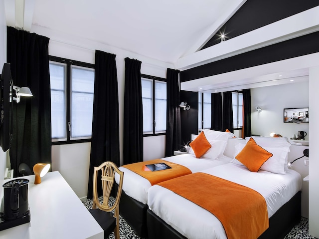 ベストウェスタン プレミア フォーブール 88