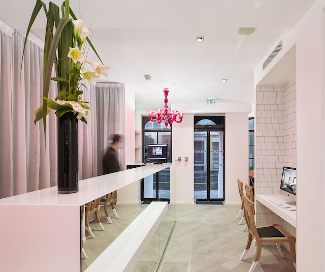 ベストウェスタン プレミア フォーブール 88