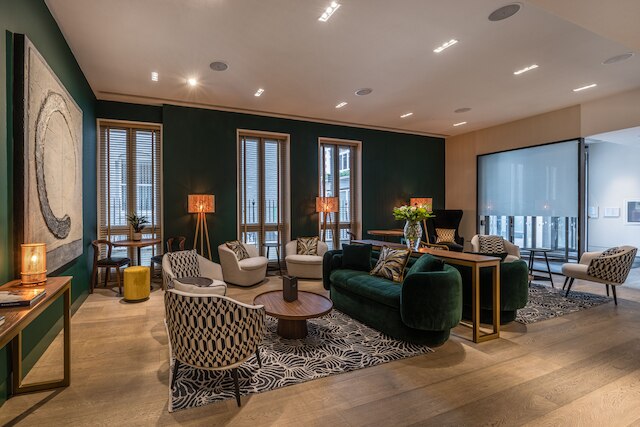 ザ レジデント ソーホー