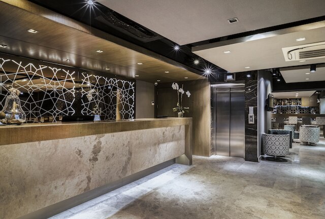 AHC グランド バザール ホテル