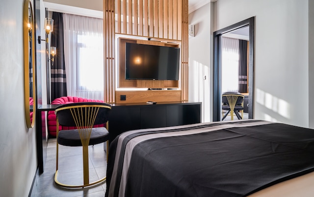 ビュユック トゥルワ オテリ