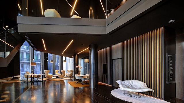 オリヴィア バルメス ホテル