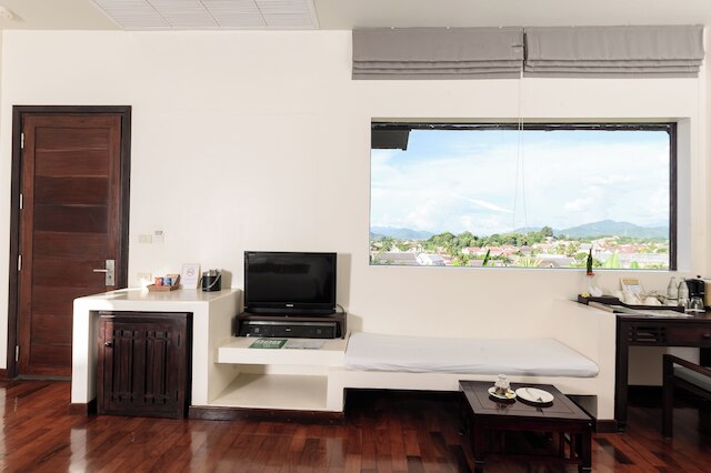 ルアン プラバン ビュー ホテル