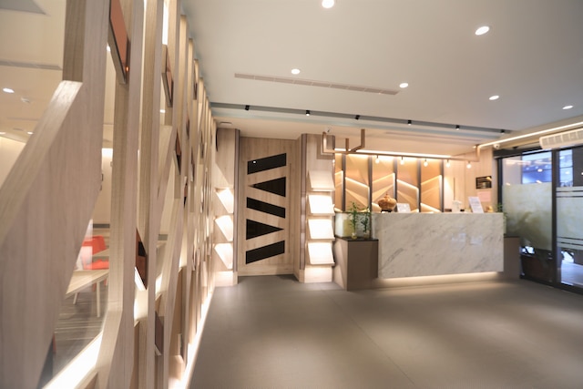 チェア マン ホテル (城美大飯店)