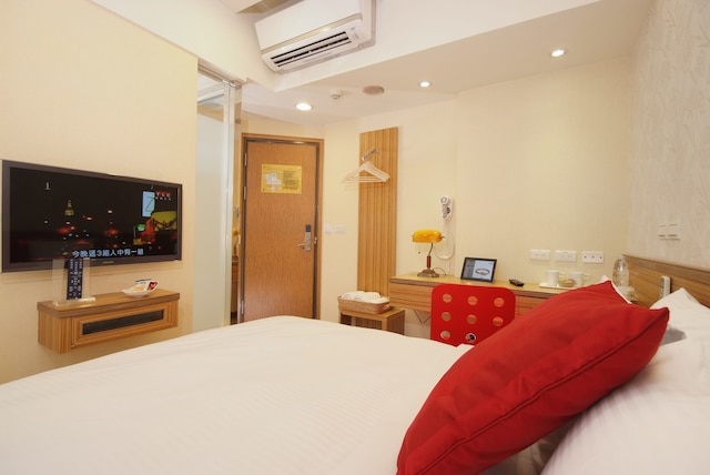 ゴールデン ホテル (金采商旅)